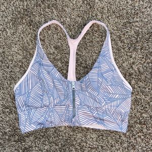 ❣️Sold on Mercari❣️Lululemon Zip-Front Sports Bra